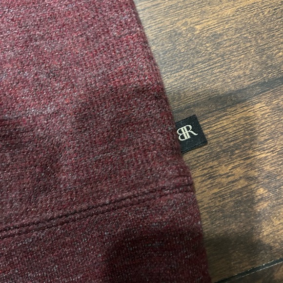 Banana‎ Republic Men's Burgundy Sweater Medium NWT - Picture 4 of 8
